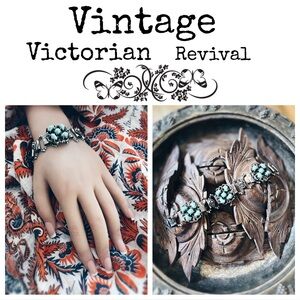 Vintage 1950s Victorian Revival Bracelet